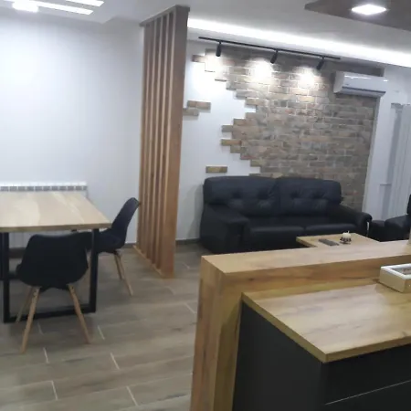 Serbian - 44, Gandijeva 184 Apartment