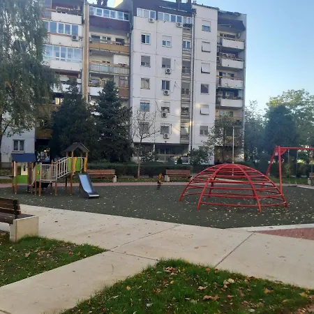 Serbian - 44, Gandijeva 184 Apartment *