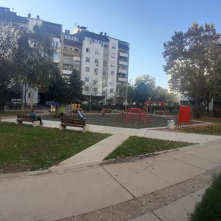 Appartement Serbian - 44, Gandijeva 184