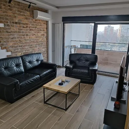 Apartment Serbian - 44, Gandijeva 184