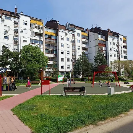 Serbian - 44, Gandijeva 184 Apartment *