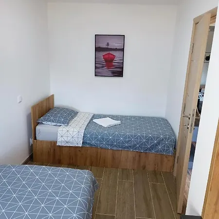 Serbian - 44, Gandijeva 184 Apartment