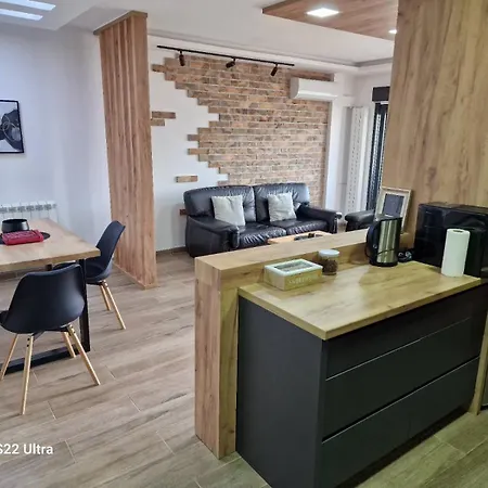 Appartement Serbian - 44, Gandijeva 184 *