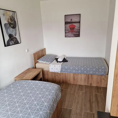 Apartment Serbian - 44, Gandijeva 184 Bezanija
