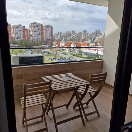 Apartment Serbian - 44, Gandijeva 184