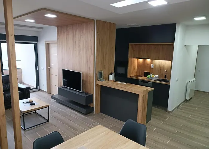 Serbian - 44, Gandijeva 184, Free Parking *