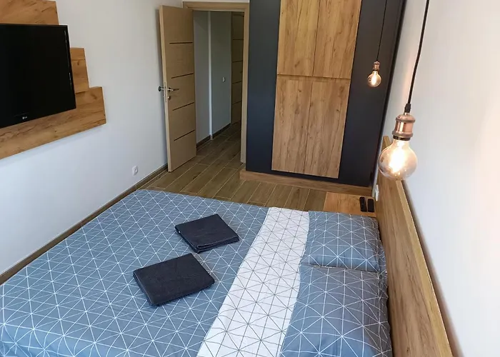 Apartman Serbian - 44, Gandijeva 184, Free Parking