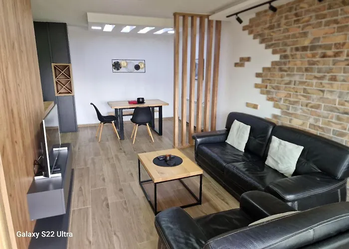 Serbian - 44, Gandijeva 184, Free Parking Apartman