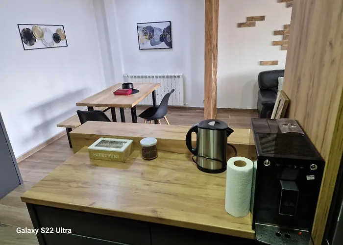 Serbian - 44, Gandijeva 184, Free Parking * Bezanija